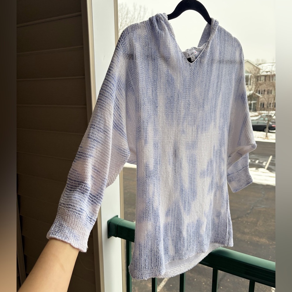 🆕 Sioni BlueWhite Open Knit Hoodie Sweater Size M Lightweight Sheer Pullover Top - Picture 10 of 13